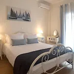 Daire The Bluehouse - Spacious Floor Flat With Parking, By Mon Repos Korfu
